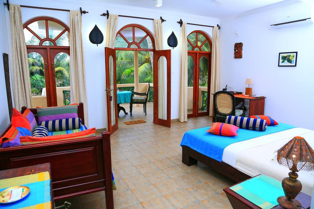 Shangri-lanka Villa Bentota Exteriör bild